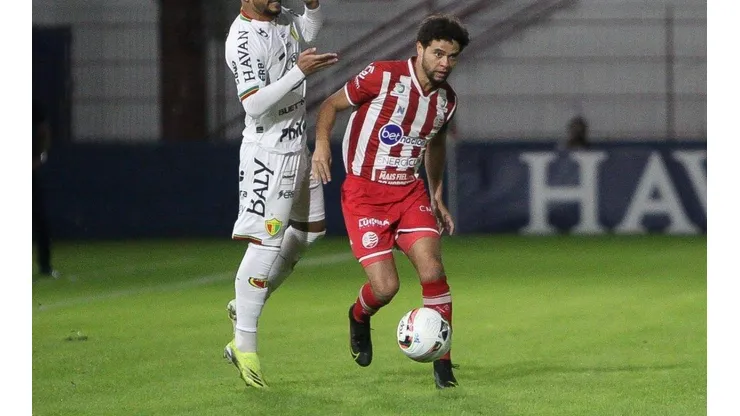 Beno Küster Nunes/AGIF - Victor Ferraz faz apelo ao torcedor do Náutico.