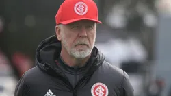 Foto: Ricardo Duarte/Internacional/Divulgação - Mano Menezes: explicou a entrada de jogador contestado pela torcida