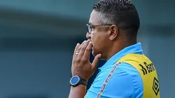 Foto: Pedro H. Tesch/AGIF - Roger Machado: técnico alterou o esquema do Grêmio contra o Londrina