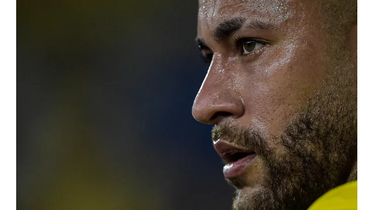 Jornal traz exclusiva sobre tentativa do Santos por Neymar