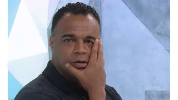Foto: Reprodução/Band - Denílson opinou sobre o confronto do Corinthians.