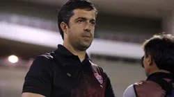 Agif/Itawi Albuquerque - João Burse aguarda reforços no Vitória.