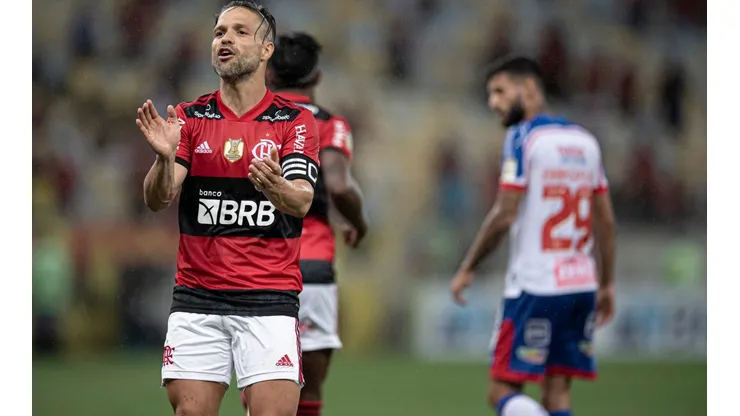 Jorge Rodrigues/AGIF - Diego deve receber chance entre titulares do Flamengo