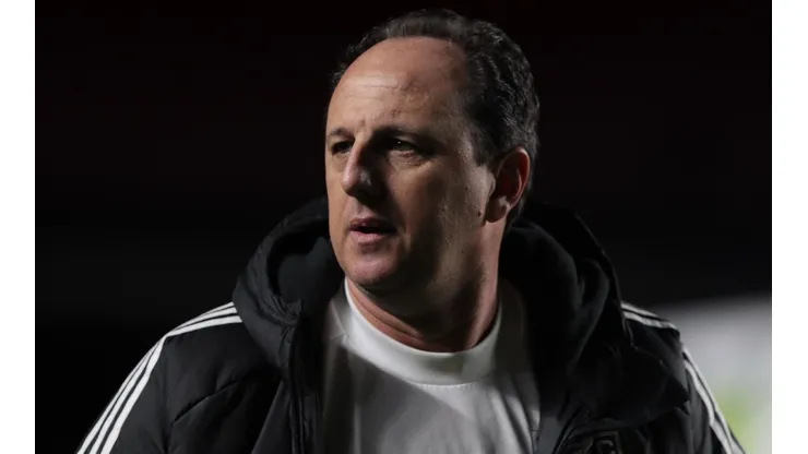 Comentarista expõe má fase do SPFC no Brasileirão: "Sepultou os planos do Rogério”
