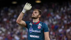 Foto: Lucas Emanuel/AGIF | Perri foi expulso após ter impedido uma investida clara de gol