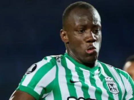 Textor procura até cinco reforços e Botafogo abre contato com volante do Atlético Nacional