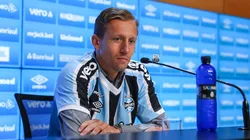 FOTO: LUCAS UEBEL/GREMIO FBPA | Na primeira passagem pelo Grêmio, Lucas Leiva atuou em 77 jogos e marcou oito gols