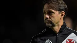 Foto: Thiago Ribeiro/AGIF | Maurício Souza chegou recentemente para assumir o lugar de Zé Ricardo