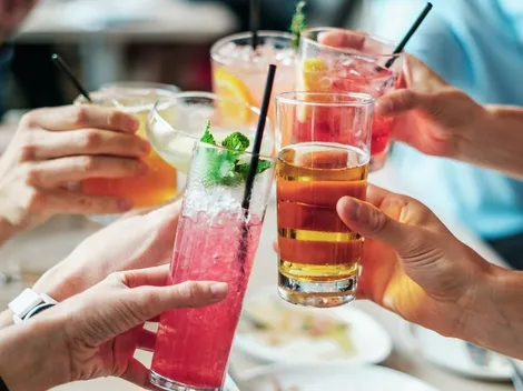 Polícia começa a investigar mortes de 22 jovens dentro de bar na África do Sul