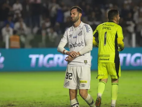 Baptistão sai em defesa de Bustos e 'entrega' posição do elenco com relação ao treinador 