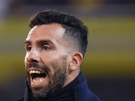 Tévez faz ligação e negocia para levar ídolo do Corinthians rumo ao Rosário Central