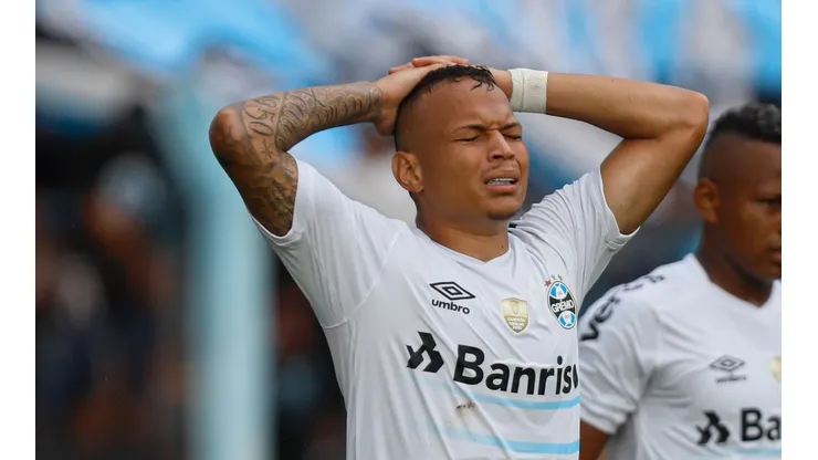 Maxi Franzoi/AGIF. Atuação de Janderson é contestada pela torcida gremista