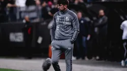 Ettore Chiereguini/AGIF/ "Mexeu com nosso orgulho"; Auxiliar do Santos revela conversa nos bastidores para enfrentar o Corinthians novamente.