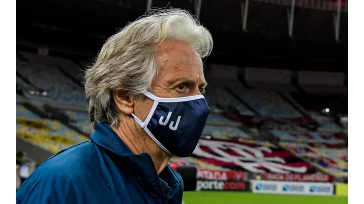 Foto: Thiago Ribeiro/AGIF - Jorge Jesus buscou a contratação de um ex-jogador do Flamengo