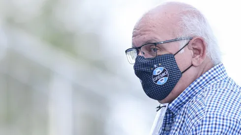 Fernando Alves/AGIF - Romildo tira Grêmio da disputa e Dragão vê caminho aberto por atacante.