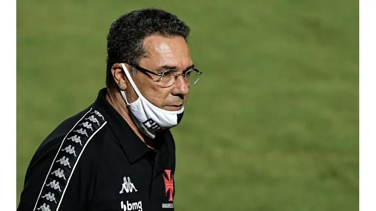 "Você só apanha";  atacante relembra momentos hilários que vivenciou com Luxemburgo no Vasco