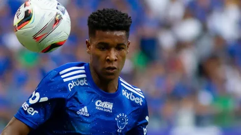 Geovane expõe sobre expulsão na Copa do Brasil diante do Fluminense e manda recado