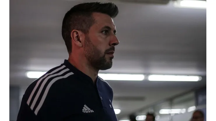 Foto: Cruzeiro/Divulgação - Pezzolano: técnico confirmou a chegada de reforços para o 2º semestre