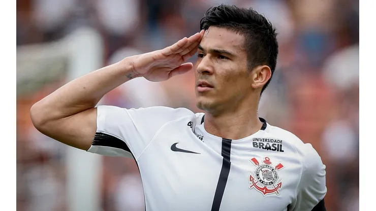 Foto: Marcello Zambrana/AGIF - Timão não para em Balbuena e inicia conversas com volante chileno