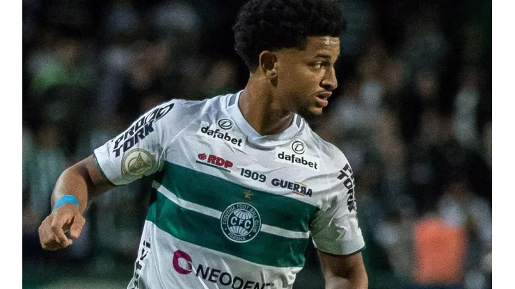 Foto: Robson Mafra/AGIF