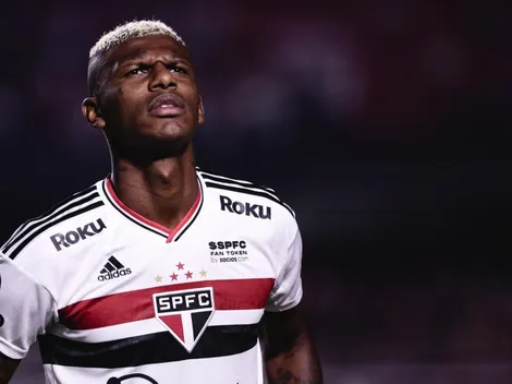 Lesão de Arboleda faz São Paulo mirar novo zagueiro no mercado