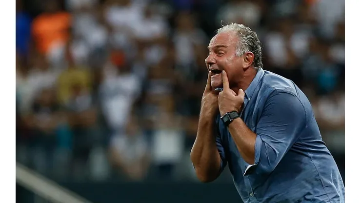 Foto: Marcello Zambrana/AGIF - Toninho Cecílio age no mercado e contrata atacante para a equipe