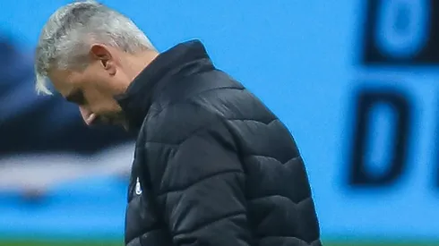 Foto: Pedro H. Tesch/AGIF - Tiago Nunes continua livre no mercado após recusa de convite do Independiente Medellín, da Colômbia