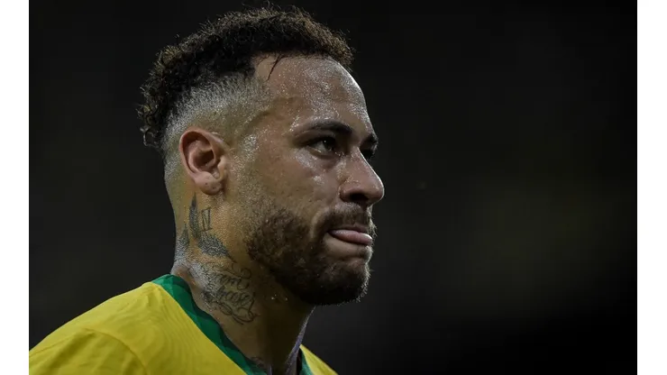 Thiago Ribeiro/AGIF - Futuro de Neymar é exposto na web.