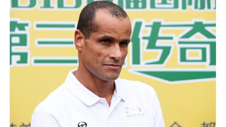 Rivaldo 'se rendeu' ao talento de Vini Jr.