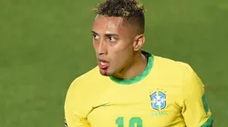 Foto: FotoBaires/AGIF - Raphinha é alvo de gigante inglês para a próxima temporada