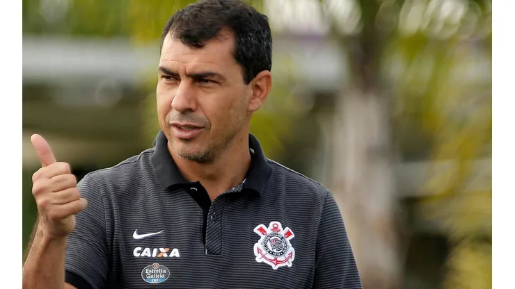 Foto: Daniel Vorley/AGIF - Carille tinha Balbuena como um dos pilares do Corinthians campeão de 2017 e 2018
