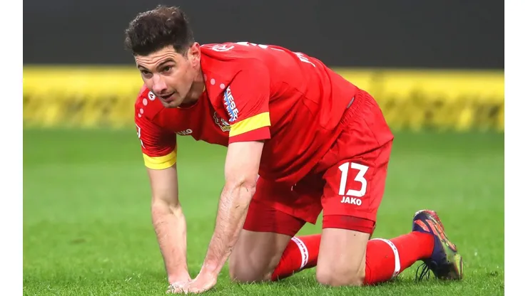 Foto: Alex Grimm/Getty Images - Alario foi alvo do Palmeiras em janeiro, mas vai trocar o Leverkusen pelo Eintracht Frankfurt