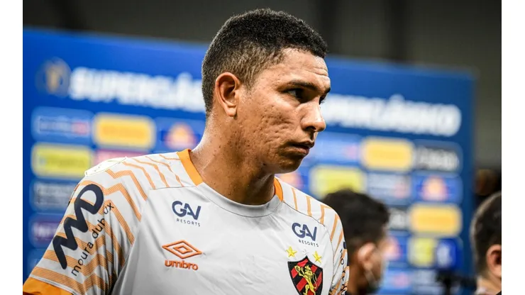 Kely Pereira/AGIF - Mailson vive entrave em renovação com o Sport