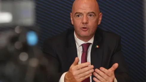 Paolo Bruno/Getty Images - Fifa (na foto, presidente Gianni Infantino) autoriza suspensão de contratos de jogadores que atuam na Rússia; Yuri Alberto pode retornar ao Brasil