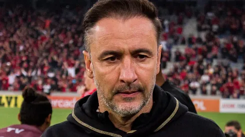 Robson Mafra/AGIF/ Vítor Pereira não tem bom retrospecto em clássicos até aqui na temporada.