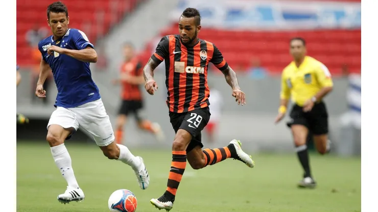 Alex Teixeira foi revelado no Vasco (Foto: Adalberto Marques/AGIF)