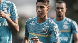 Foto: Ivan Storti/Santos FC - Balieiro (foto) tem treinado separado no CT Rei Pelé e mal tem tido chances com Bustos; Robson Reis, a mesma situação