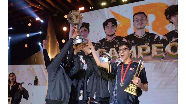 Mobile Legends: brasileiros da RRQ Akira são campeões da Liga LATAM 2022