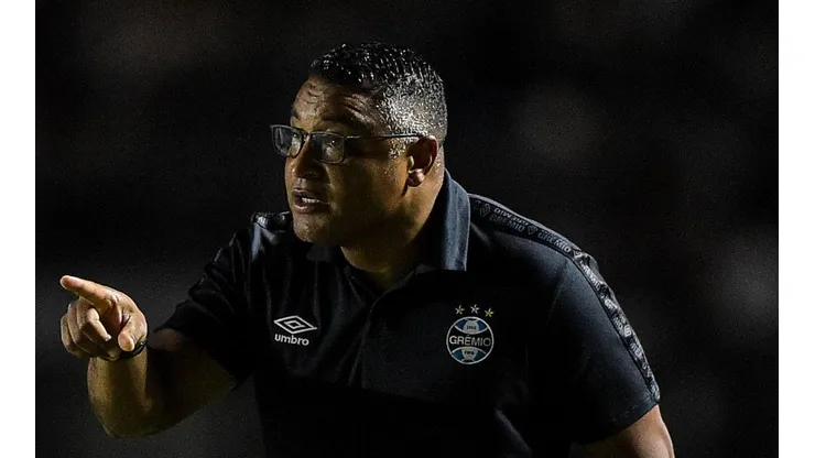 Foto: Thiago Ribeiro/AGIF - Roger gosta do jogador desde os tempos de Bahia.