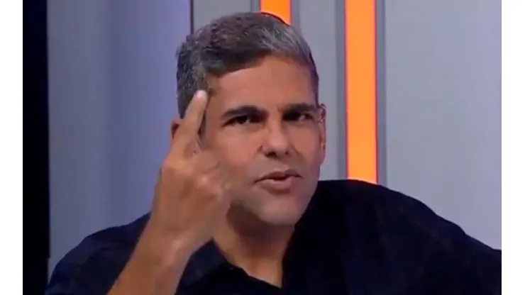 - João Guilherme, narrador