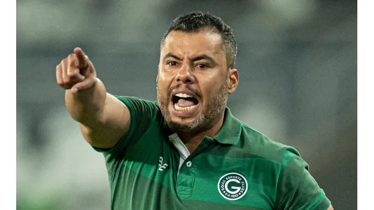 Foto: Jorge Rodrigues/AGIF - Jair demonstrou irritação após derrota para o Corinthians.
