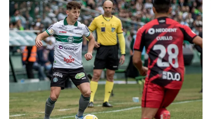 Foto: Robson Mafra/AGIF