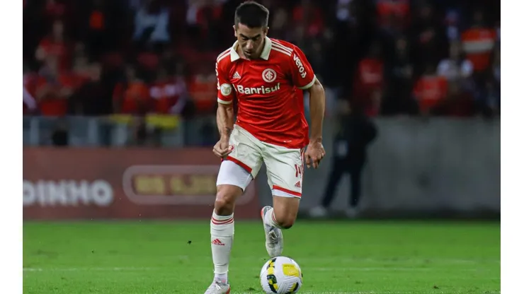 Maxi Franzoi/AGIF/ Carlos De Pena, Alan Patrick e + nove: Mano Menezes esboça Internacional para o duelo contra o Botafogo.