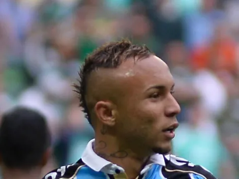 Everton Cebolinha desembarca no Rio de Janeiro e fala pela primeira vez como jogador do Flamengo