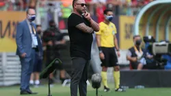 "R$ 600 mil"; possível substituto de Turco tem salário revelado e diretoria do Atlético é informada