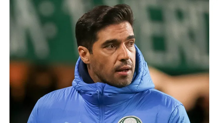Abel relembra infância humilde e revela exigência para renovar com o Palmeiras