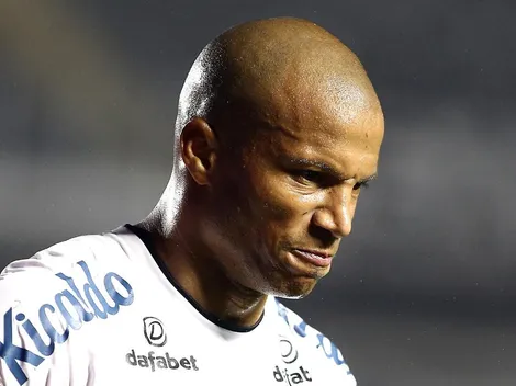 “Vai jogar muito lá se for”; Provável futuro de Sánchez chama atenção da torcida do Santos