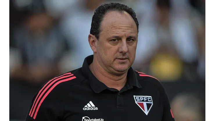 Foto: Thiago Ribeiro/AGIF - Rogério Ceni: técnico já sabe que São Paulo terá baixas em clássicos