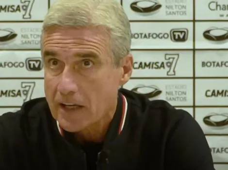 Castro expõe reviravolta tática no Botafogo e não se intimida ao mandar recado para imprensa