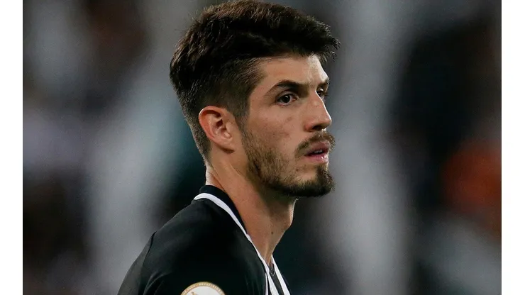 Foto: Vitor Silva/Botafogo/Divulgação - Lucas Piazon: meia foi um dos reforços contratados em 2022